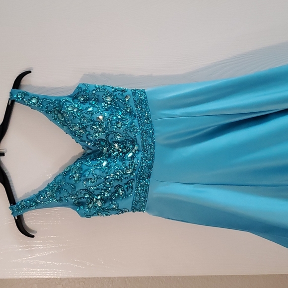 Turquoise pageant gown - Picture 3 of 11